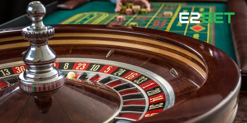 Cách Cược Roulette Hiệu Quả Dành Cho Người Mới Bắt Đầu Tại E2BET 2 Cược Roulette E2BET là gì?